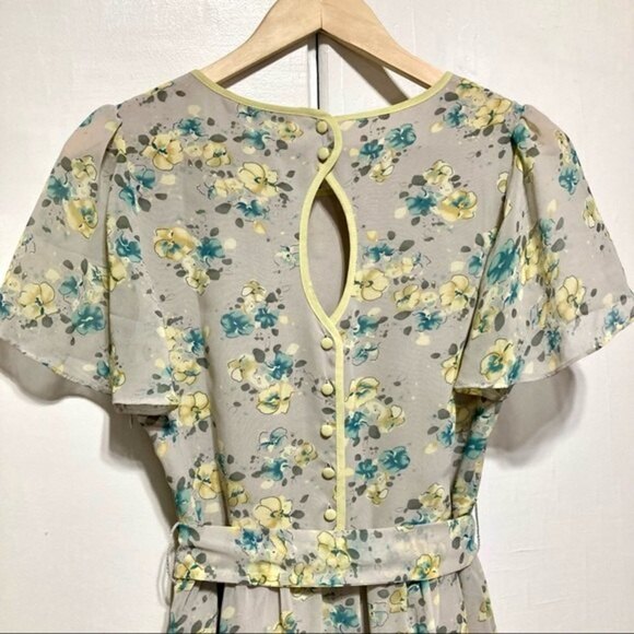 ModCloth Darling Watercolor Floral Flutter Sleeve Retro Dress, Small - Picture 6 of 12